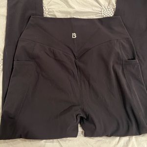 Buff bunny black leggings